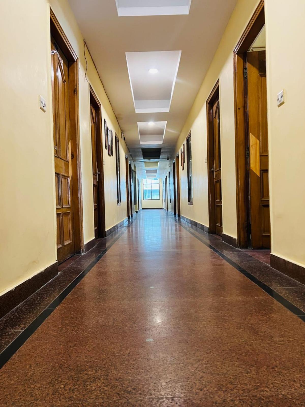 Hotel Kalinga Grand - Luxury Comfort !! Travellers Delight !! Budget Friendly !! Prime Location !! Guest Favourite Manāli Exterior foto