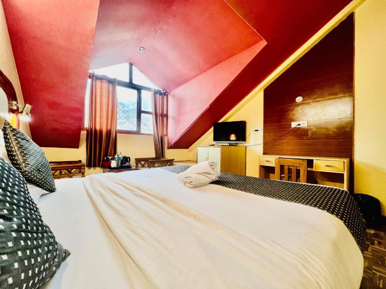 Hotel Kalinga Grand - Luxury Comfort !! Travellers Delight !! Budget Friendly !! Prime Location !! Guest Favourite Manāli Exterior foto